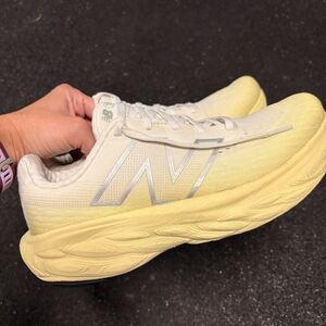 New Balance womens 1080v14